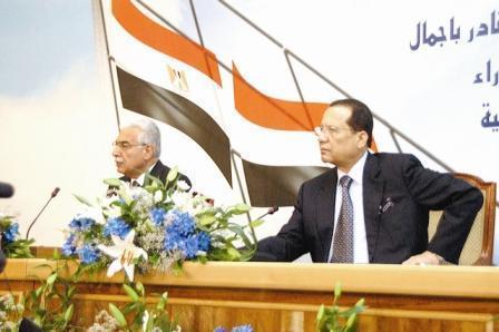 رئيس الوزراء / باجمال في لقائه رجال الأعمال اليمنيون والمصريين